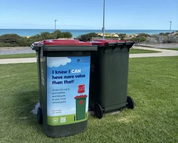 10 container bin stickers at Tom Simpson Park