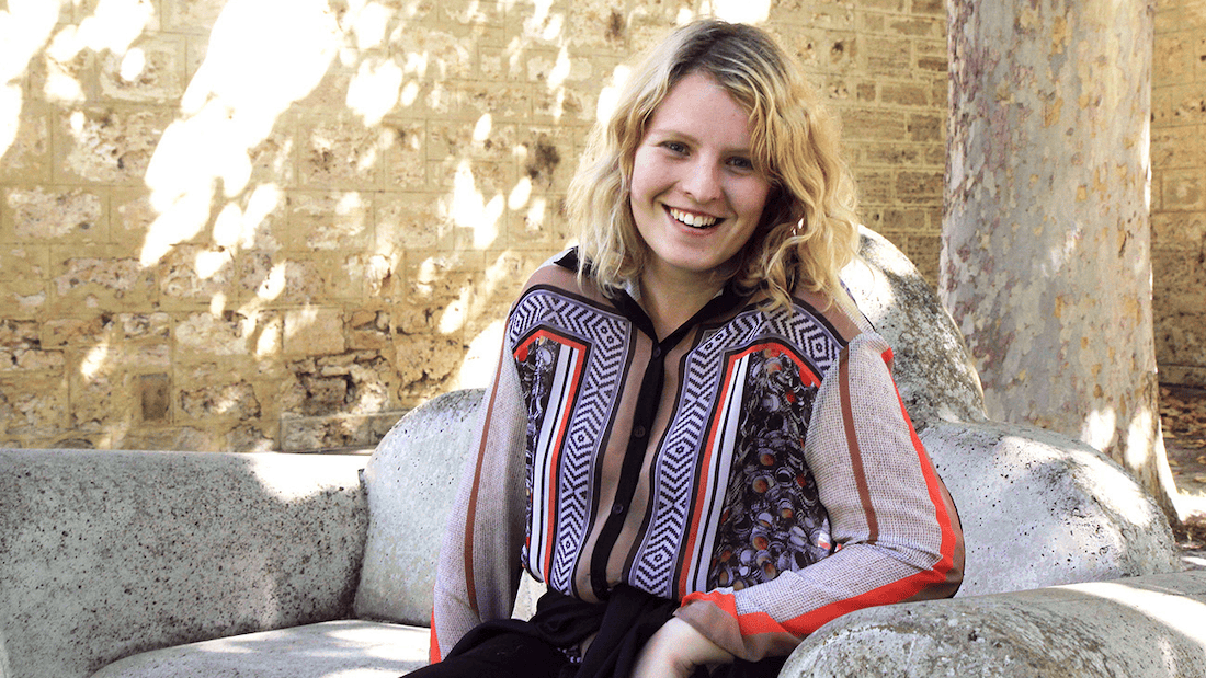Image of artist Emma Buswell